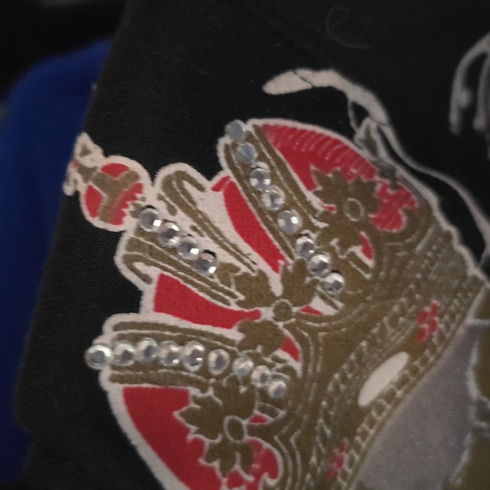 NWT VINTAGE FUBU Black and Red Hoodie with Graphic Accents - Picture 5 of 5